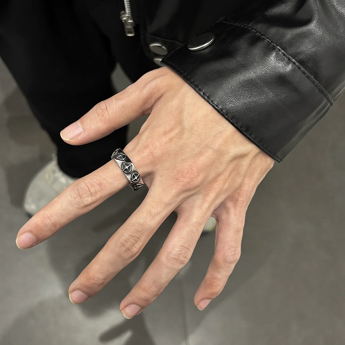 Austere Ring - Image 5